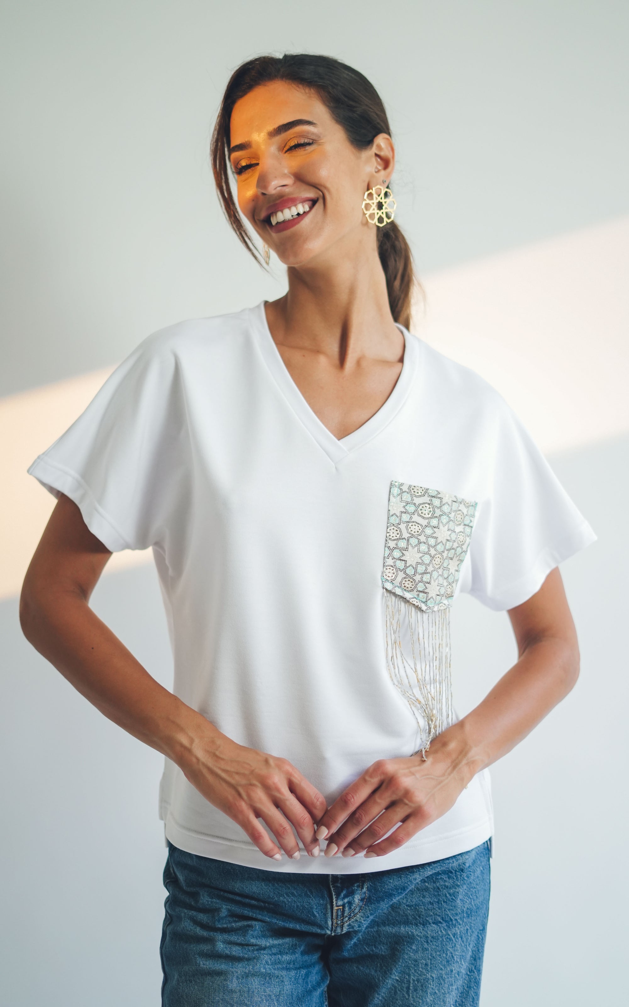 Lady Oriental - White